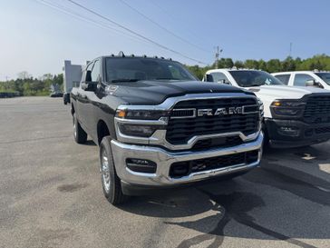 2025 RAM 2500 Tradesman Crew Cab 4x4 6'4' Box