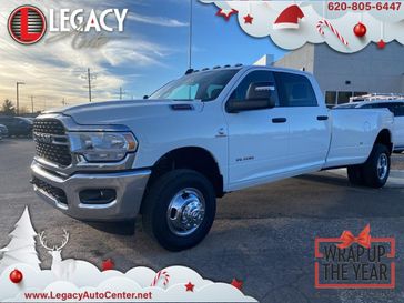 2024 RAM 3500 Big Horn Crew Cab 4x4 8' Box