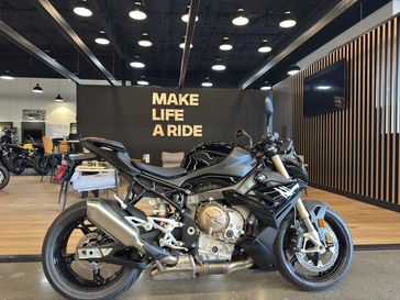 2024 BMW S 1000 R - BLACK STORM METALLIC 