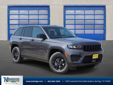 New 2025 Jeep Grand Cherokee Altitude X 4x2