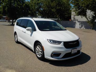 Used 2021 Chrysler Pacifica 