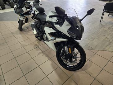 2025 CFMOTO 300SS NEBULA WHITE 