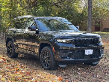 2025 Jeep Grand Cherokee Altitude X 4x2