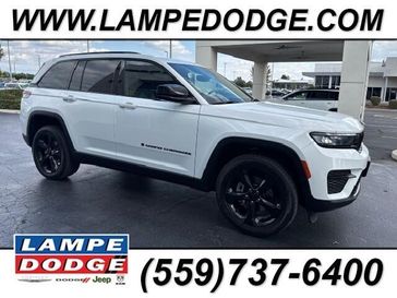 Used 2023 Jeep Grand Cherokee Altitude