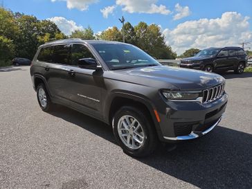 New 2025 Jeep Grand Cherokee L Laredo X 4x4