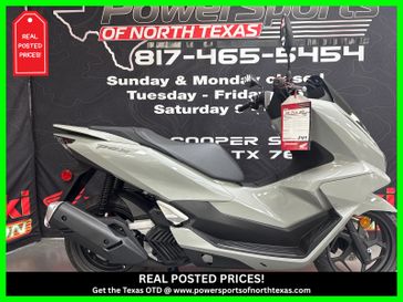 New 2025 Honda PCX ABS 