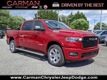 New 2026 RAM 1500 Lone Star Crew Cab 4x4 5'7' Box