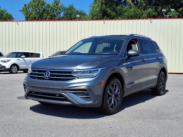 Used 2022 Volkswagen Tiguan SE