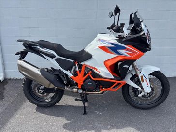 2024 KTM Super Adventure 