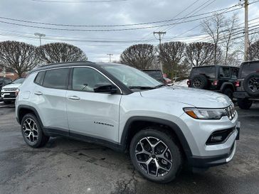 New 2026 Jeep Compass Limited 4x4