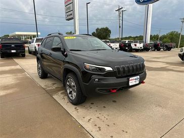 Used 2022 Jeep Cherokee Trailhawk