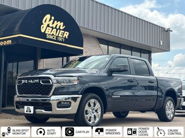 2025 RAM 1500 Big Horn Crew Cab 4x4 5'7' Box