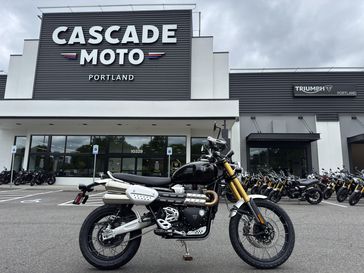 2025 Triumph Scrambler 1200 XE - SAPPHIRE BLACK 