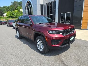 2025 Jeep Grand Cherokee Laredo X 4x4