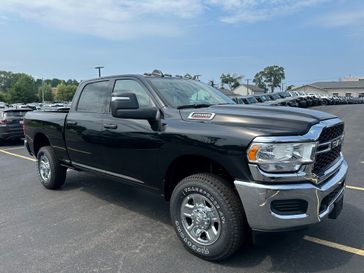 2024 RAM 2500 Tradesman Crew Cab 4x4 6'4' Box