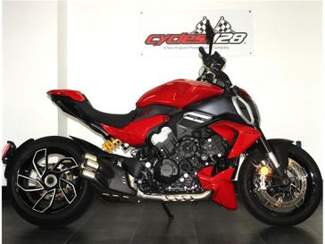 Used 2023 Ducati DIAVEL V4 