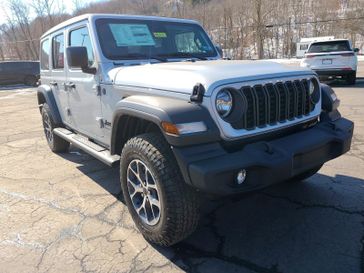 New 2024 Jeep Wrangler 4-door Sport S