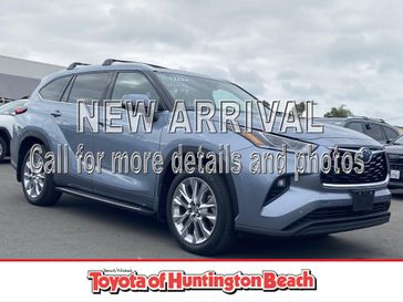 Used 2023 Toyota Highlander Limited