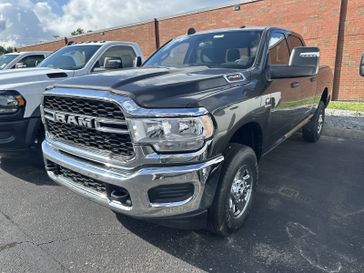 2024 RAM 2500 Tradesman Crew Cab 4x4 6'4' Box