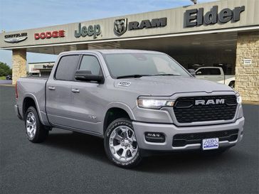 2025 RAM 1500 Lone Star Crew Cab 4x4 5'7' Box