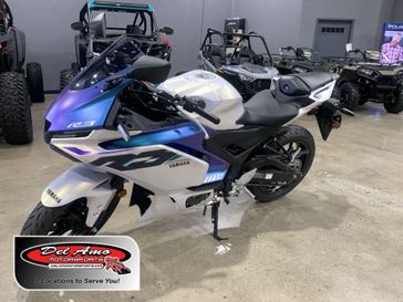 2025 Yamaha YZF-R3 ABS 