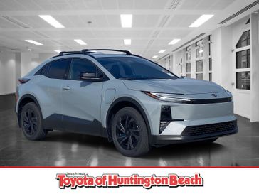 New 2026 Toyota C-HR SE