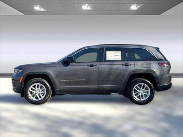 New 2025 Jeep Grand Cherokee Laredo X 4x2