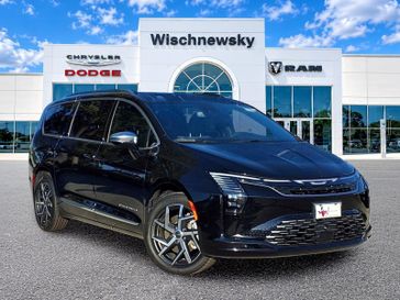New 2027 Chrysler Pacifica Pinnacle