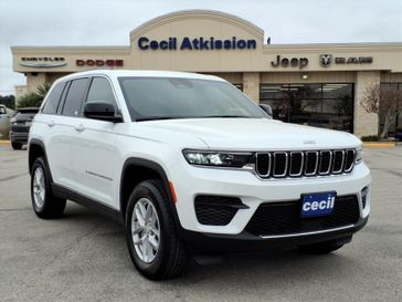 New 2025 Jeep Grand Cherokee Laredo X