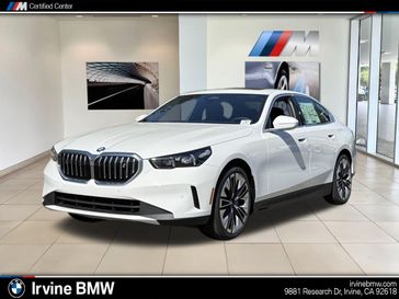 Alpine White