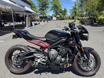 2019 Triumph Street Triple R LRH - JET BLACK 