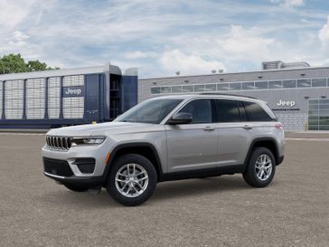 New 2025 Jeep Grand Cherokee Laredo X 4x4
