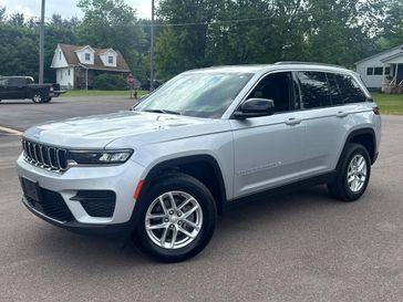 Used 2024 Jeep Grand Cherokee Laredo X