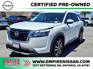 Used 2023 Nissan Pathfinder Platinum