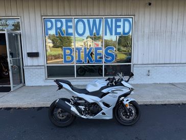 2025 Kawasaki Ninja 500