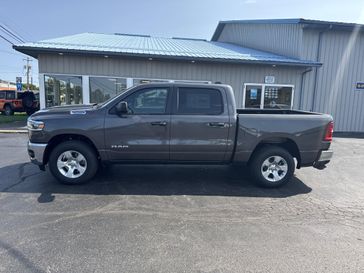 New 2025 RAM 1500 Tradesman Crew Cab 4x4 5'7' Box