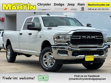 2024 RAM 2500 Tradesman Crew Cab 4x4 8' Box