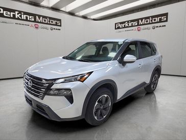 Used 2025 Nissan Rogue SV