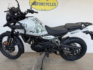 2025 Royal Enfield HIMALAYAN 450 TUBELESS 