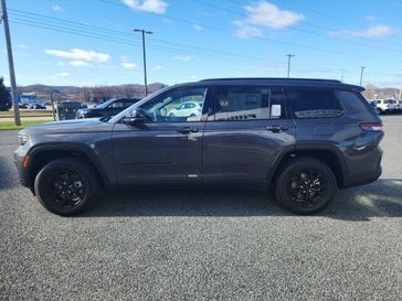 2025 Jeep Grand Cherokee L Altitude 4x4