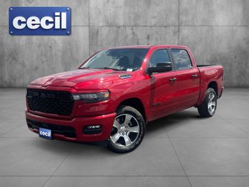 New 2027 RAM 1500 Express Crew Cab 4x2 5'7' Box