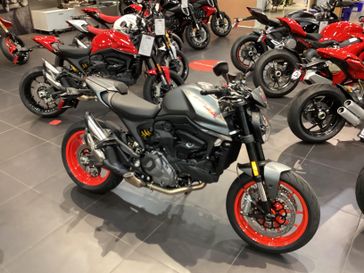 2024 Ducati Monster Plus 