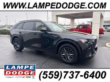 2025 Mazda CX-70 Preferred Package's photo