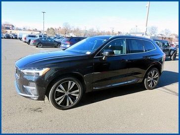 Used 2022 Volvo XC60 B6 Inscription