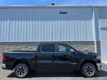 2025 RAM 1500 Laramie Crew Cab 4x4 5'7' Box