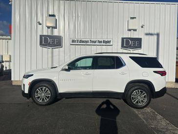 Used 2023 Chevrolet Traverse LT Cloth