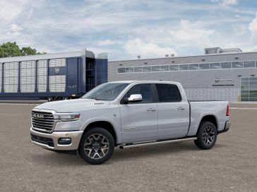 2026 RAM 1500 Laramie Crew Cab 4x4 5'7' Box