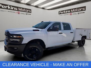 New 2026 RAM 2500 Tradesman Crew Cab 4x4 8' Box