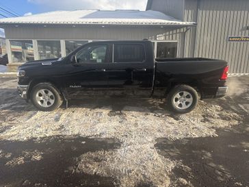 New 2026 RAM 1500 Tradesman Crew Cab 4x4 5'7' Box