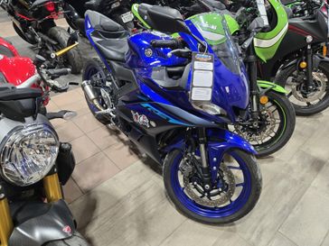 USED 2024 YAMAHA YZFR3 ABS 